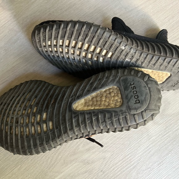 adidas gazelle silver green womens Yeezy x adidas Boost 350 V2 ' Copper' Low Top Trainers Sneakers 40 UK   Afashionistastore
